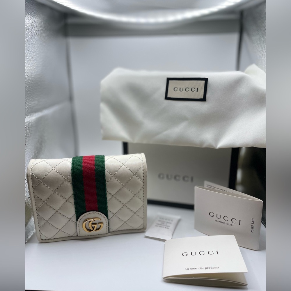 Gucci GG Marmont White Quilted Compact Wallet 100% Authentic